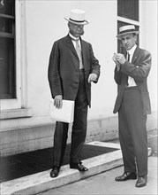Redfield, William Cox. Rep. from New York, 1911-1913; Sec. of Commerce, 1913-1919. Left, 1914.