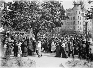 Woman Suffrage - Parade, May 1914, May 1914.