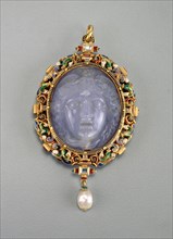 Pendant with the Head of Medusa, 1885/1890.