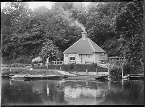 Roebuck Ferry Cottage, Tilehurst, Reading, 1885. Creator: Unknown.