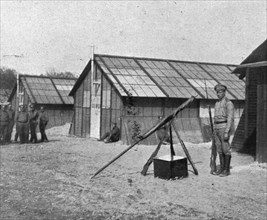 'Les Russes en France; au camp de Mailly-le-Grand : la garde du drapeau', 1916. Creator: Unknown.