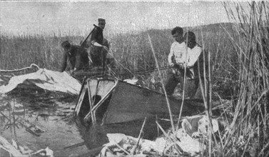 'La guerre aerienne en Macedoine Grecque : un avion ennemi "Descendu" dans..., 1916. Creator: Unknown.