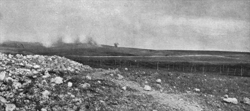 'Aspects du champ de bataille de Verdun; Au fond, a gauche, le Mort-Homme (cote 295) et le..., 1916. Creator: Unknown.