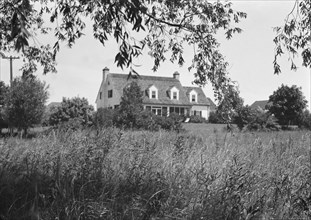 Sexton residence, 1932 July 10. Creator: Arnold Genthe.