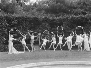 Denishawn dancers, 1927 or 1928. Creator: Arnold Genthe.