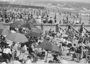 New York City views, Long Beach, 1927 Creator: Arnold Genthe.