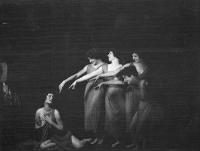 Strauss, Sarah Mildred, and pupils, 1925 Sept. 26. Creator: Arnold Genthe.