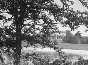 Langeloth estate, Riverside, Connecticut, 1932 June 7. Creator: Arnold Genthe.
