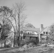 DeLamar, Alice, Miss, residence, between 1927 and 1942. Creator: Arnold Genthe.