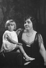 Carrington, Audrey, and daughter, portrait photograph, 1926 or 1927. Creator: Arnold Genthe.