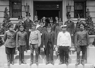 Russian Mission To U.S. - Front: Lt. Dimitri Martinoff; Capt. Chutt; Lt. Gen. Roop..., July 1917. Creator: Harris & Ewing.