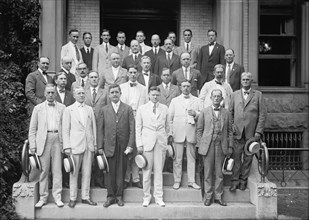 Food Administration, U.S. State Representative, Hoover, Wilbur..., 1917. Creator: Harris & Ewing.