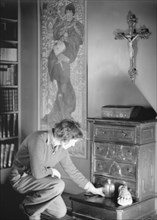 Le Gallienne, Eva, portrait photograph, 1937 Creator: Arnold Genthe.