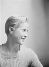 Lee, Margaret, Miss, portrait photograph, 1927 Creator: Arnold Genthe.