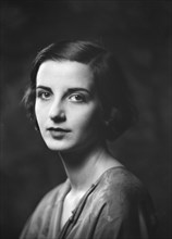 Rickard, Willa, Miss, portrait photograph, 1930 Mar. 2. Creator: Arnold Genthe.