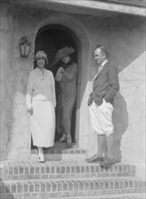 Slater, Mrs., and friends on the steps of a house in Long Beach, 1924 July. Creator: Arnold Genthe.