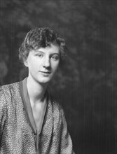 Smith, Isabel, Miss, portrait photograph, 1928 Creator: Arnold Genthe.