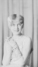 Taylor, Ruth Lee, Miss, portrait photograph, 1927 Creator: Arnold Genthe.