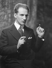 Theremin, Mr., portrait photograph, 1928 May 3. Creator: Arnold Genthe.