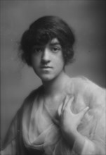 Breitung, Juliet, Miss, portrait photograph, between 1913 and 1942. Creator: Arnold Genthe.