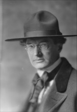 Carman, Bliss, Mr., portrait photograph, 1915 Mar. Creator: Arnold Genthe.