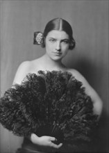 Cavaugh, Lucile, Miss, portrait photograph, 1917 May 10. Creator: Arnold Genthe.