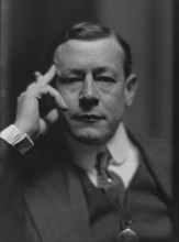 Chambers, Haddan, Mr., portrait photograph, 1913. Creator: Arnold Genthe.
