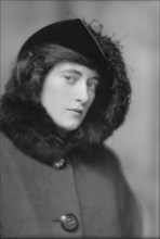 Chippendale, Julia, Miss, portrait photograph, ca. 1913. Creator: Arnold Genthe.