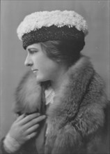 Colt, R.C., Mrs., portrait photograph, 1916 Apr. 6. Creator: Arnold Genthe.