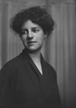 Cox, Miss, portrait photograph, 1916 Mar. 31. Creator: Arnold Genthe.