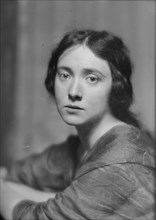 Dale, Gretchen, Miss (Mrs. Howard Estabrook), portrait photograph, 1913 or 1914. Creator: Arnold Genthe.