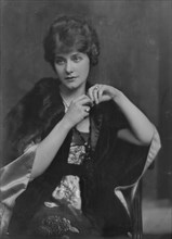 Ferguson, Elsie, Miss, portrait photograph, 1917 Aug. 10. Creator: Arnold Genthe.