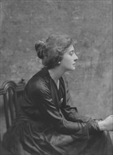 Fullen, A.N., Miss, portrait photograph, 1916 Mar. 21. Creator: Arnold Genthe.
