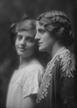 Graves, Antoinette, Miss, and Mrs. L.W. Graves, portrait photograph, 1913. Creator: Arnold Genthe.