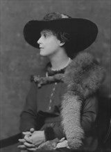 Graves, Robert, Mrs., portrait photograph, 1916. Creator: Arnold Genthe.