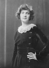 Ives, Charlotte, portrait photograph, ca. 1913. Creator: Arnold Genthe.
