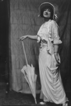 Krall, C., Miss, portrait photograph, 1913. Creator: Arnold Genthe.