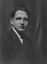 Muller, Mr., portrait photograph, 1913. Creator: Arnold Genthe.