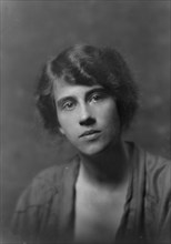 Norton, Miss, portrait photograph, 1917 Sept. 11. Creator: Arnold Genthe.