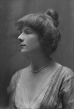 Ogilvie, Miss, portrait photograph, 1914 Jan. 23. Creator: Arnold Genthe.