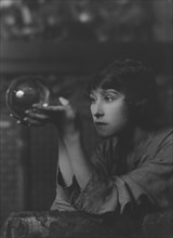 Puget, Mme., portrait photograph, 1917 Apr. 9. Creator: Arnold Genthe.