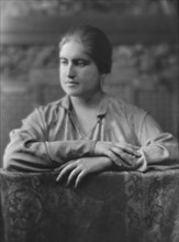 Wertheimer, M., Miss, portrait photograph, 1916. Creator: Arnold Genthe.