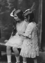 Stieffel children, portrait photograph, 1912 Oct. 30. Creator: Arnold Genthe.