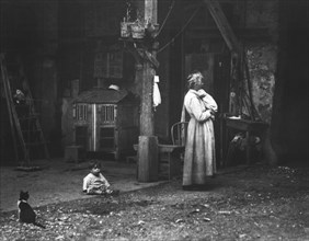 Italian courtyard, New Orleans, between 1920 and 1926. Creator: Arnold Genthe.