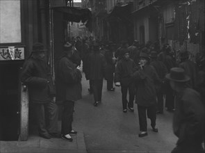 The street of the gamblers (by day), Chinatown, San Francisco, between 1896 and 1906. Creator: Arnold Genthe.