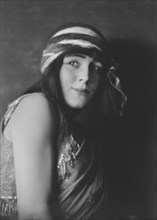 Fontaine, Miss, portrait photograph, 1916 Feb. 2. Creator: Arnold Genthe.