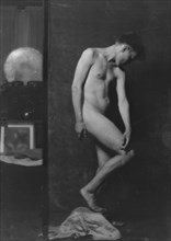 Marion Morgan dancer, portrait photograph, between 1914 and 1927. Creator: Arnold Genthe.