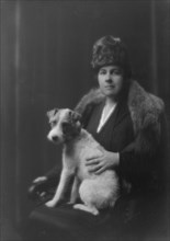 Chamberlain, Joseph B., Mrs., with dog, portrait photograph, 1917 Oct. 23. Creator: Arnold Genthe.