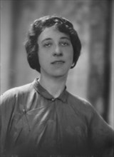 Miss Babcock, portrait photograph, 1918 Jan. 29. Creator: Arnold Genthe.