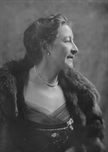 Mrs. Henry S. Boardman, portrait photograph, 1919 Apr. 21. Creator: Arnold Genthe.